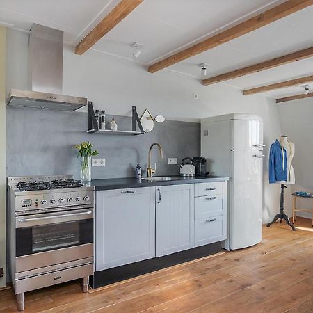 Uniek Verblijf In Herenhuis, Eigen Appartement Op De Tweede Etage Van Ons Huis 陆瓦尔登 外观 照片