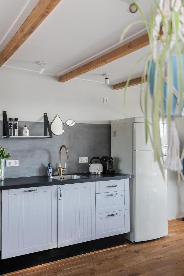 Uniek Verblijf In Herenhuis, Eigen Appartement Op De Tweede Etage Van Ons Huis 陆瓦尔登 外观 照片