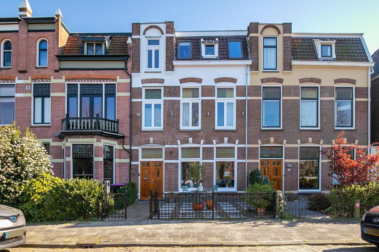 Uniek Verblijf In Herenhuis, Eigen Appartement Op De Tweede Etage Van Ons Huis 陆瓦尔登 外观 照片