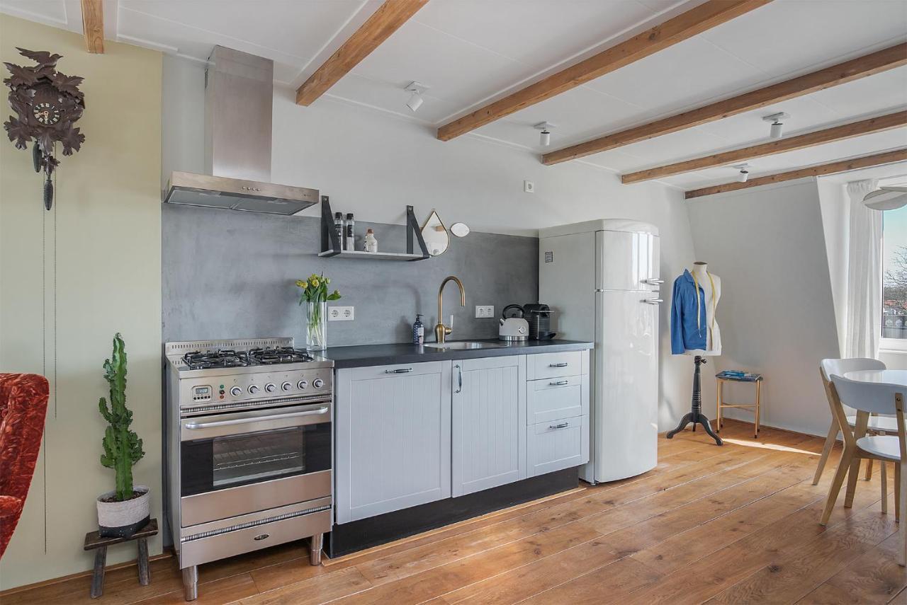 Uniek Verblijf In Herenhuis, Eigen Appartement Op De Tweede Etage Van Ons Huis 陆瓦尔登 外观 照片